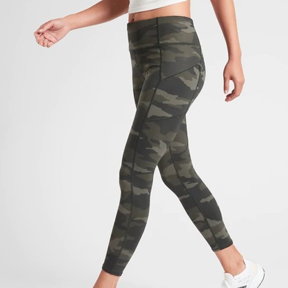 Athleta Pants - NWOT Athleta Green Camo Contender Leggings